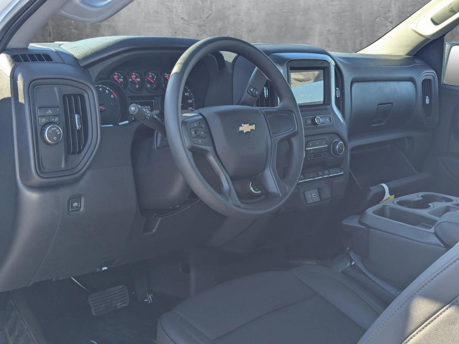 2025 Chevrolet Silverado 1500 Vehicle Photo in PEMBROKE PINES, FL 33024-6534