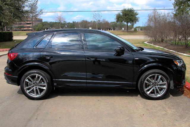 2024 Audi Q3 Vehicle Photo in SUGAR LAND, TX 77478