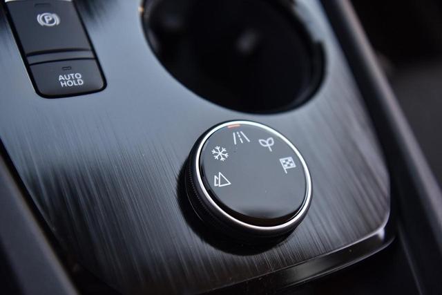 2025 Nissan Rogue Vehicle Photo in Ballwin, MO 63011
