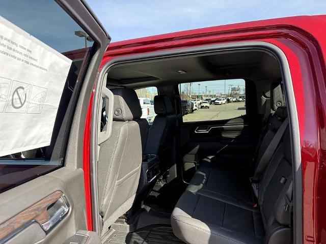2025 GMC Sierra 1500 Vehicle Photo in CHICOPEE, MA 01020-5001