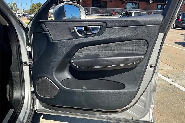 2023 Volvo XC60 Vehicle Photo in Houston, TX 77007