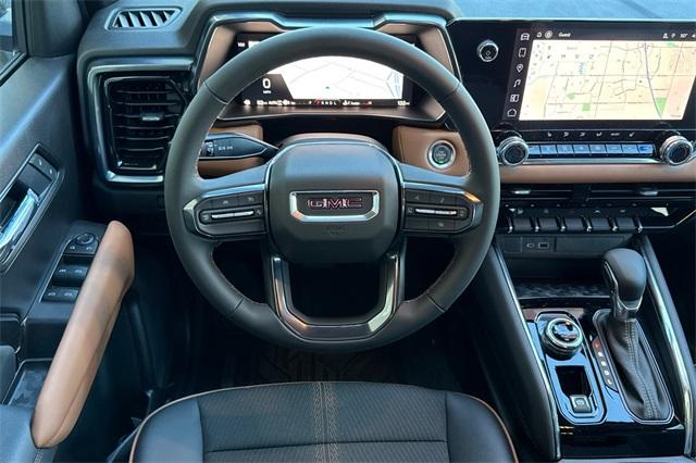 2025 GMC Canyon Vehicle Photo in ELK GROVE, CA 95757-8703