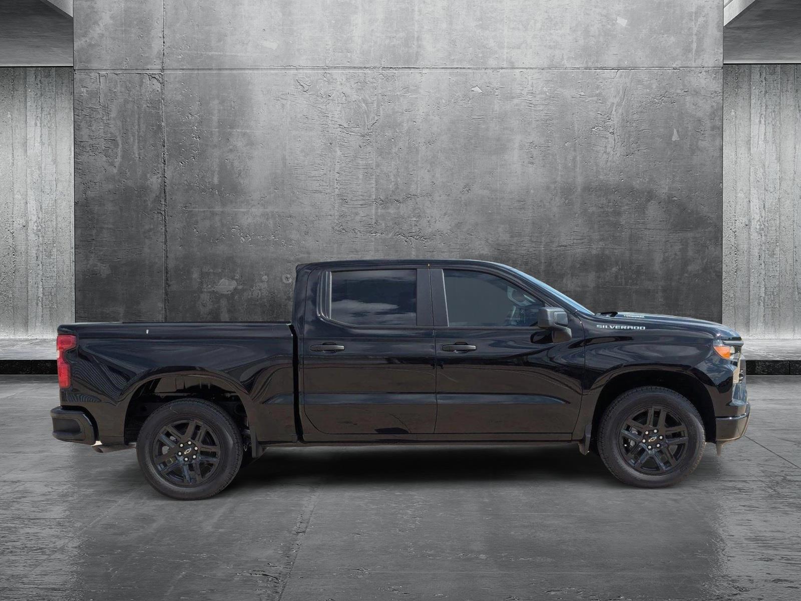 2025 Chevrolet Silverado 1500 Vehicle Photo in CORPUS CHRISTI, TX 78412-4902