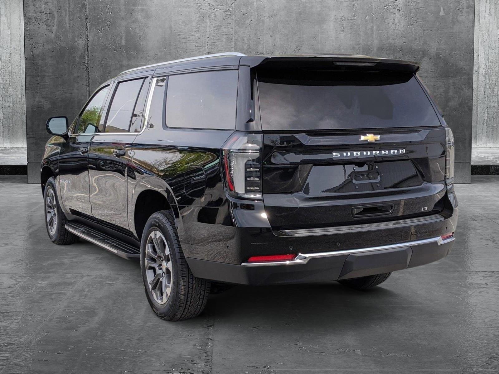 2025 Chevrolet Suburban Vehicle Photo in TIMONIUM, MD 21093-2300