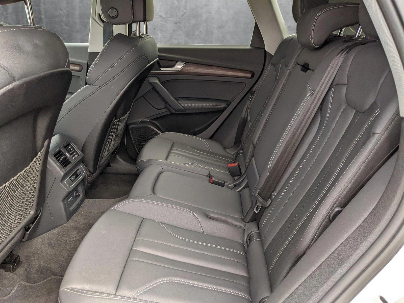 2024 Audi Q5 Vehicle Photo in Cockeysville, MD 21030