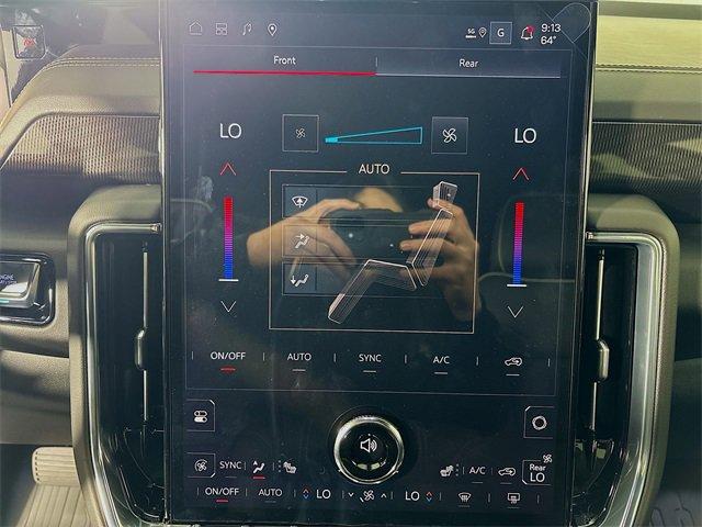 2025 GMC Yukon XL Vehicle Photo in PUYALLUP, WA 98371-4149