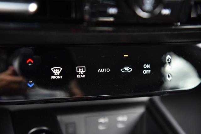 2025 Nissan Kicks Vehicle Photo in Ballwin, MO 63011