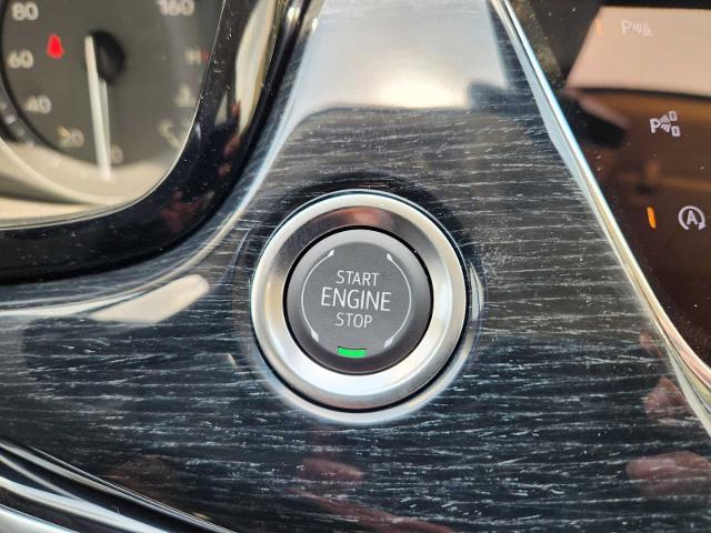 2025 Cadillac XT6 Vehicle Photo in HOUSTON, TX 77079