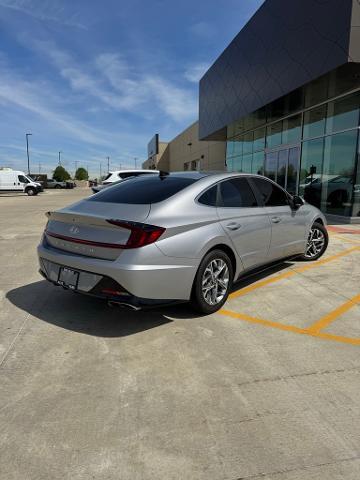 2023 Hyundai SONATA Vehicle Photo in Peoria, IL 61615