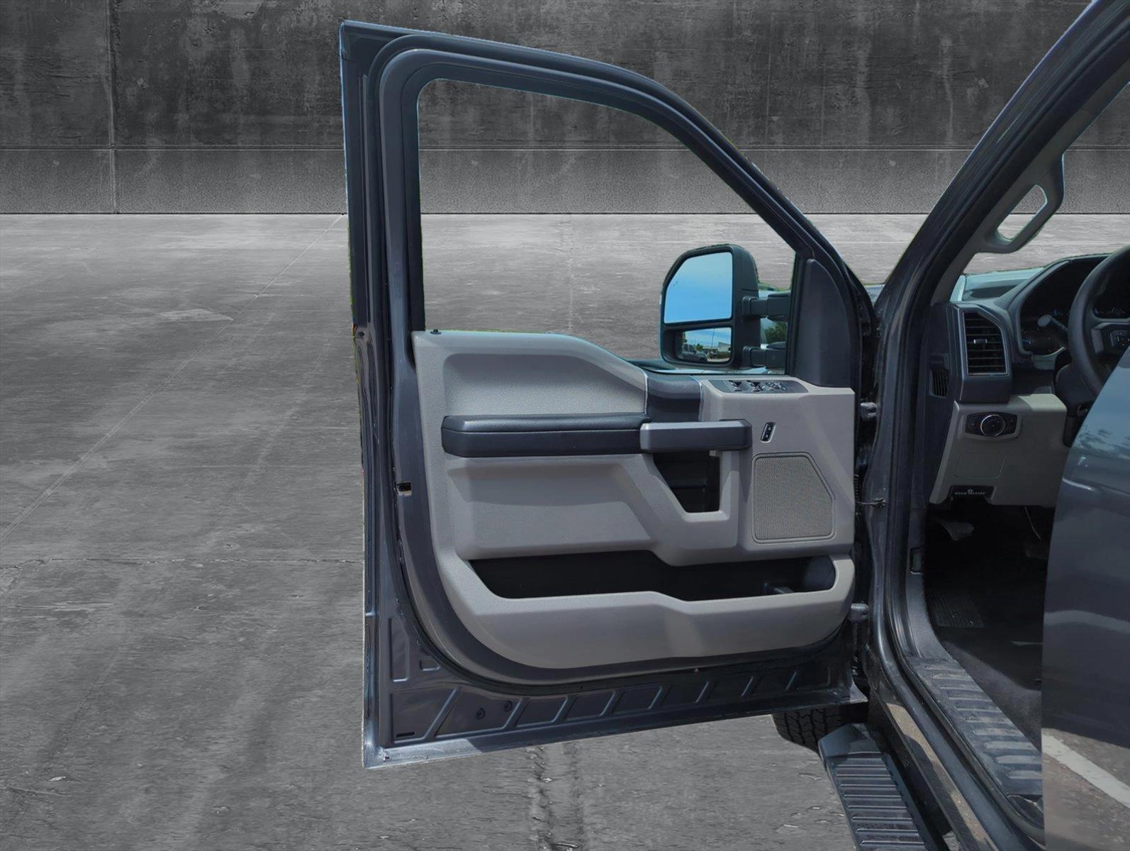 2022 Ford Super Duty F-250 SRW Vehicle Photo in Ft. Myers, FL 33907