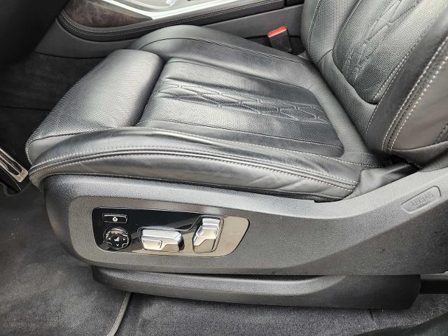 2023 BMW X7 M60i Vehicle Photo in PLANO, TX 75024