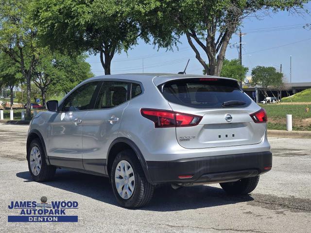 2019 Nissan Rogue Sport Vehicle Photo in DENTON, TX 76210-9321