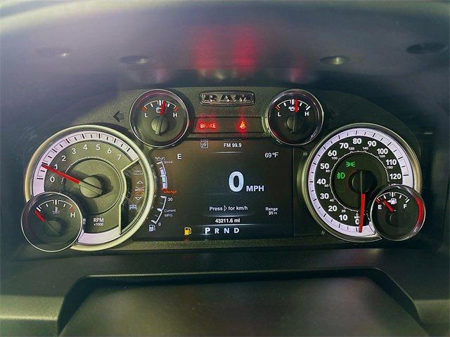 2021 Ram 1500 Classic Vehicle Photo in PUYALLUP, WA 98371-4149