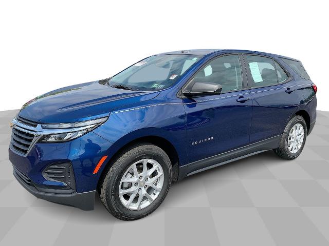2022 Chevrolet Equinox Vehicle Photo in MOON TOWNSHIP, PA 15108-2571