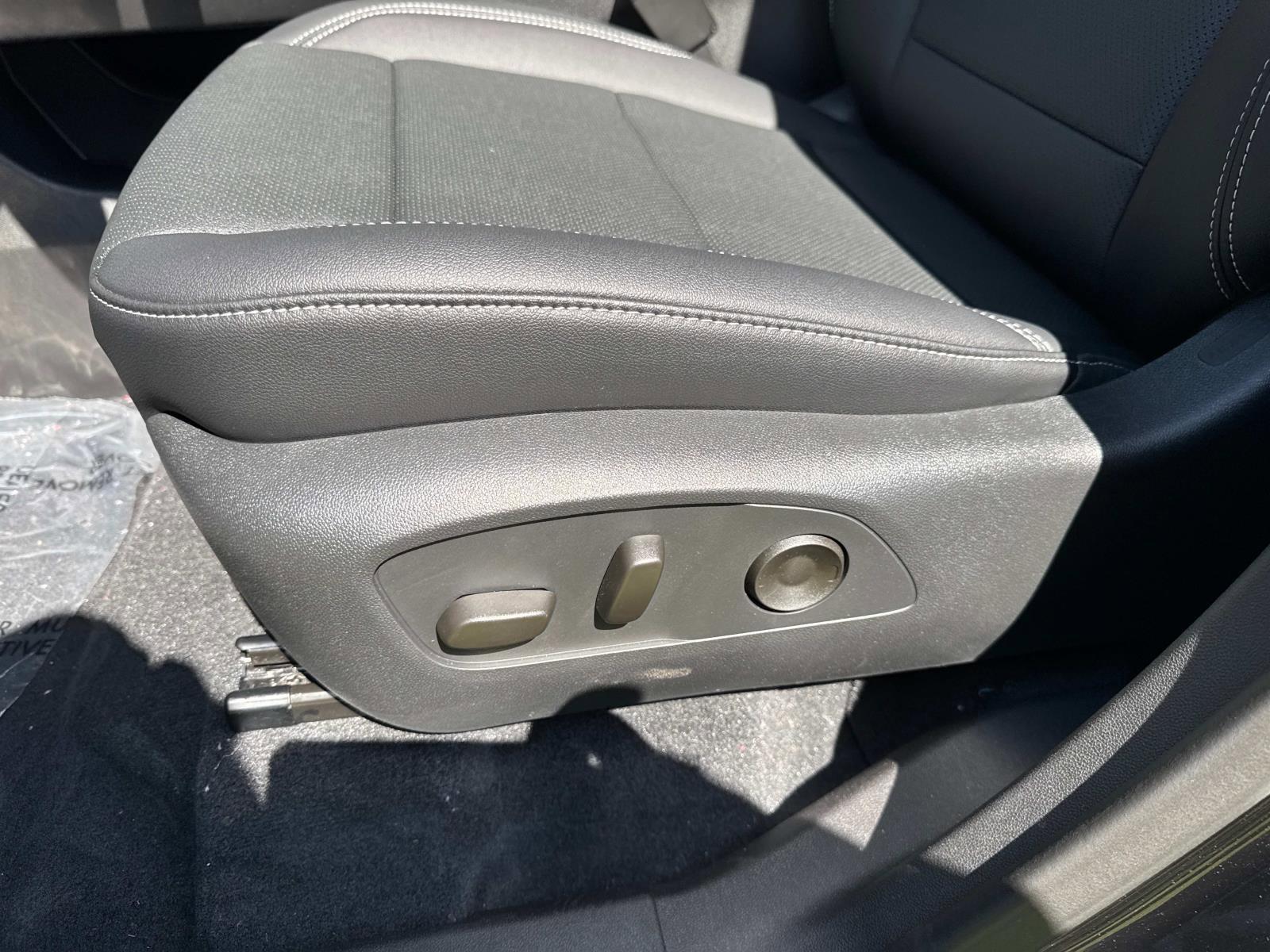 2025 Chevrolet Traverse Vehicle Photo in LOS ANGELES, CA 90007-3794