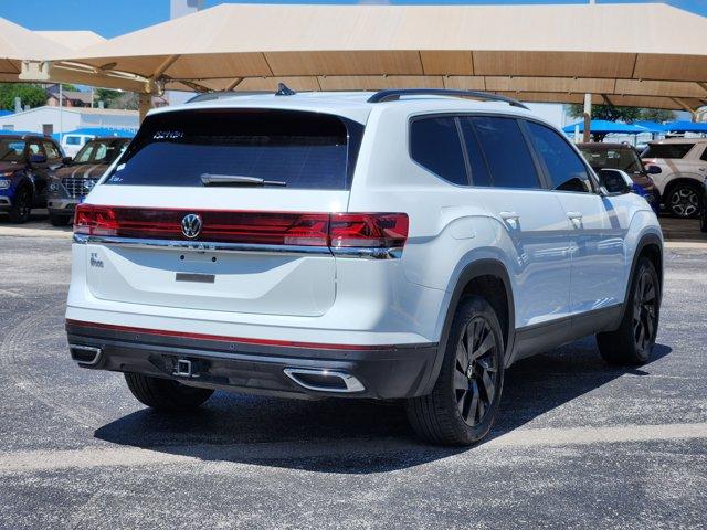 2024 Volkswagen Atlas Vehicle Photo in Decatur, TX 76234