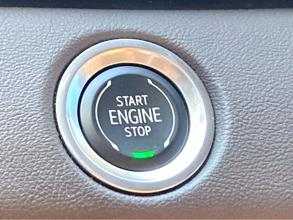 2022 Cadillac Escalade Vehicle Photo in SAVANNAH, GA 31406-4513
