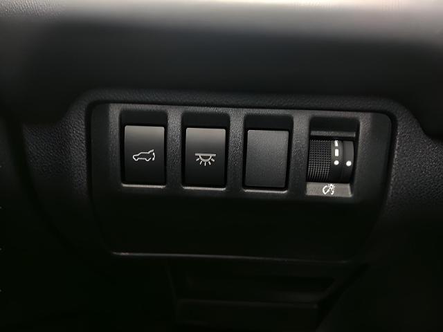 2025 Subaru Ascent Vehicle Photo in Green Bay, WI 54304