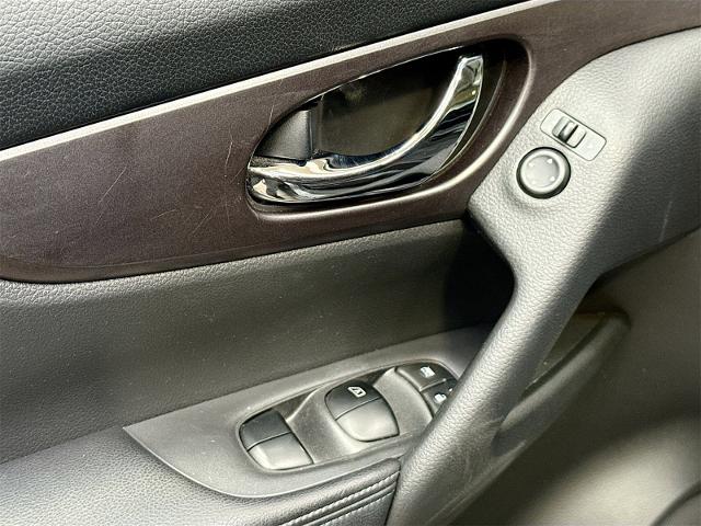 2015 Nissan Rogue Vehicle Photo in EVERETT, WA 98203-5662