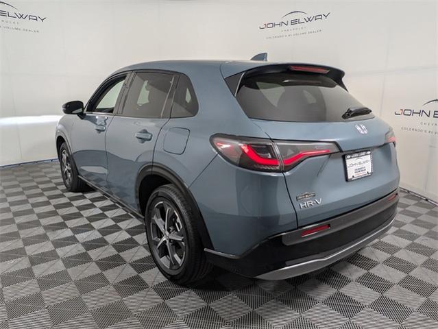 2024 Honda HR-V Vehicle Photo in ENGLEWOOD, CO 80113-6708
