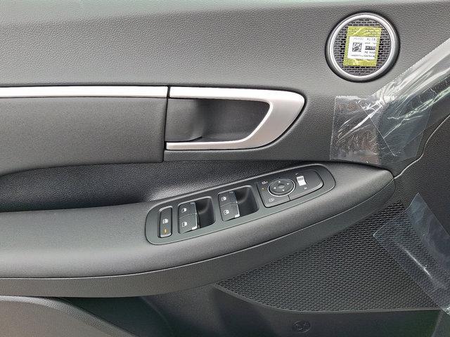 2025 Hyundai SONATA Hybrid Vehicle Photo in Philadelphia, PA 19116