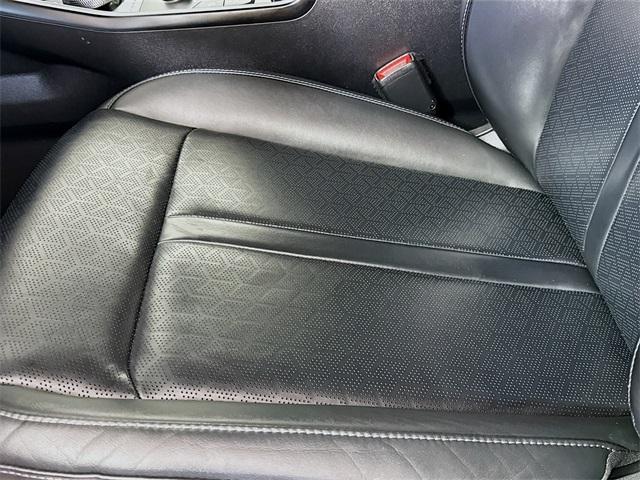 2021 Kia Sorento Hybrid Vehicle Photo in Everett, WA 98204