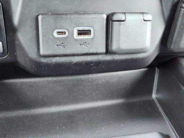 2022 GMC Sierra 2500 HD Vehicle Photo in DENTON, TX 76210-9321