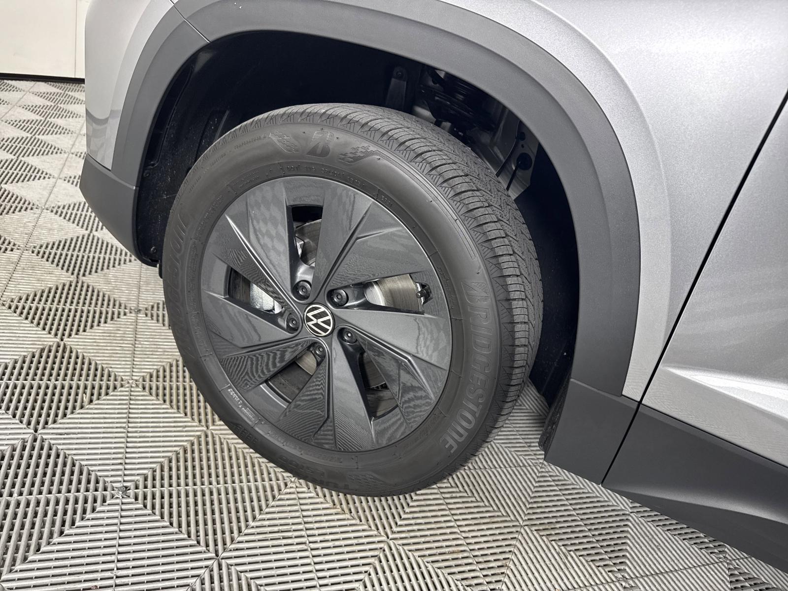 2025 Volkswagen Taos Vehicle Photo in Georgetown, TX 78626