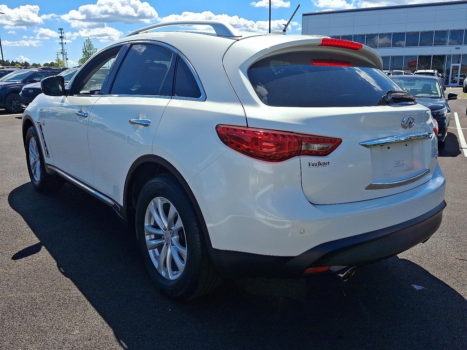 2016 INFINITI QX70 Vehicle Photo in Easton, PA 18045