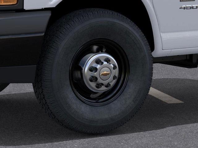 2025 Chevrolet Express Commercial Cutaway Vehicle Photo in TOPEKA, KS 66609-0000