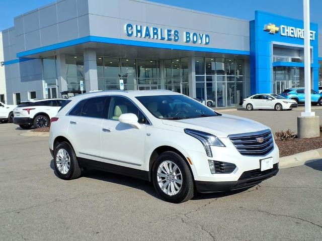 2017 Cadillac XT5 Base