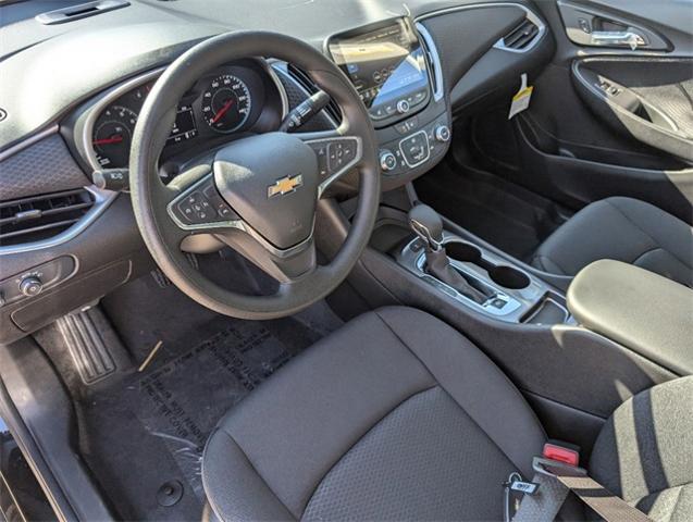 2025 Chevrolet Malibu Vehicle Photo in ENGLEWOOD, CO 80113-6708