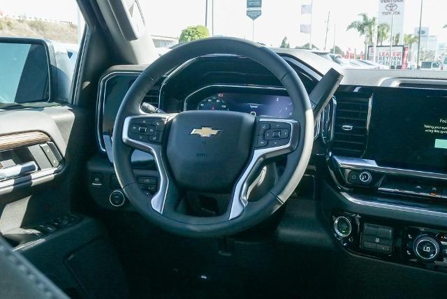 2025 Chevrolet Silverado 1500 Vehicle Photo in VENTURA, CA 93003-8585