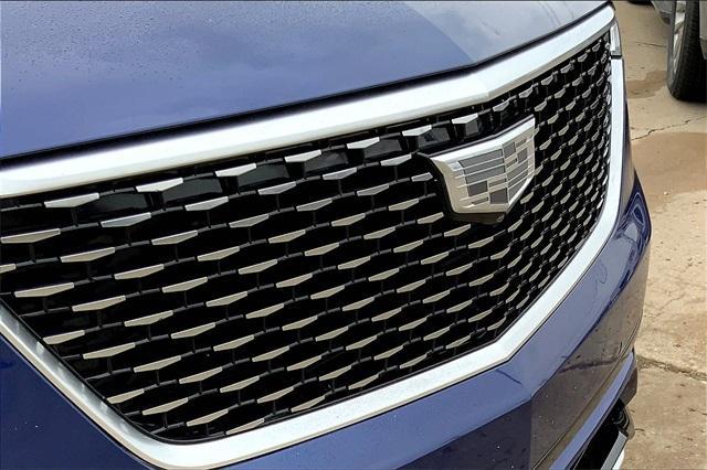 2024 Cadillac XT6 Vehicle Photo in KANSAS CITY, MO 64114-4545