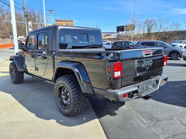 2021 Jeep Gladiator Vehicle Photo in TARENTUM, PA 15084-1435