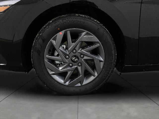 2025 Hyundai ELANTRA Hybrid Vehicle Photo in Appleton, WI 54913