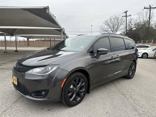 2018 Chrysler Pacifica Vehicle Photo in San Antonio, TX 78230