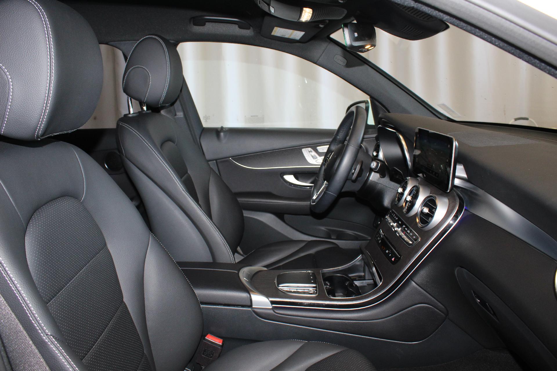 2022 Mercedes-Benz GLC Vehicle Photo in NORTHAMPTON, MA 01060-1120
