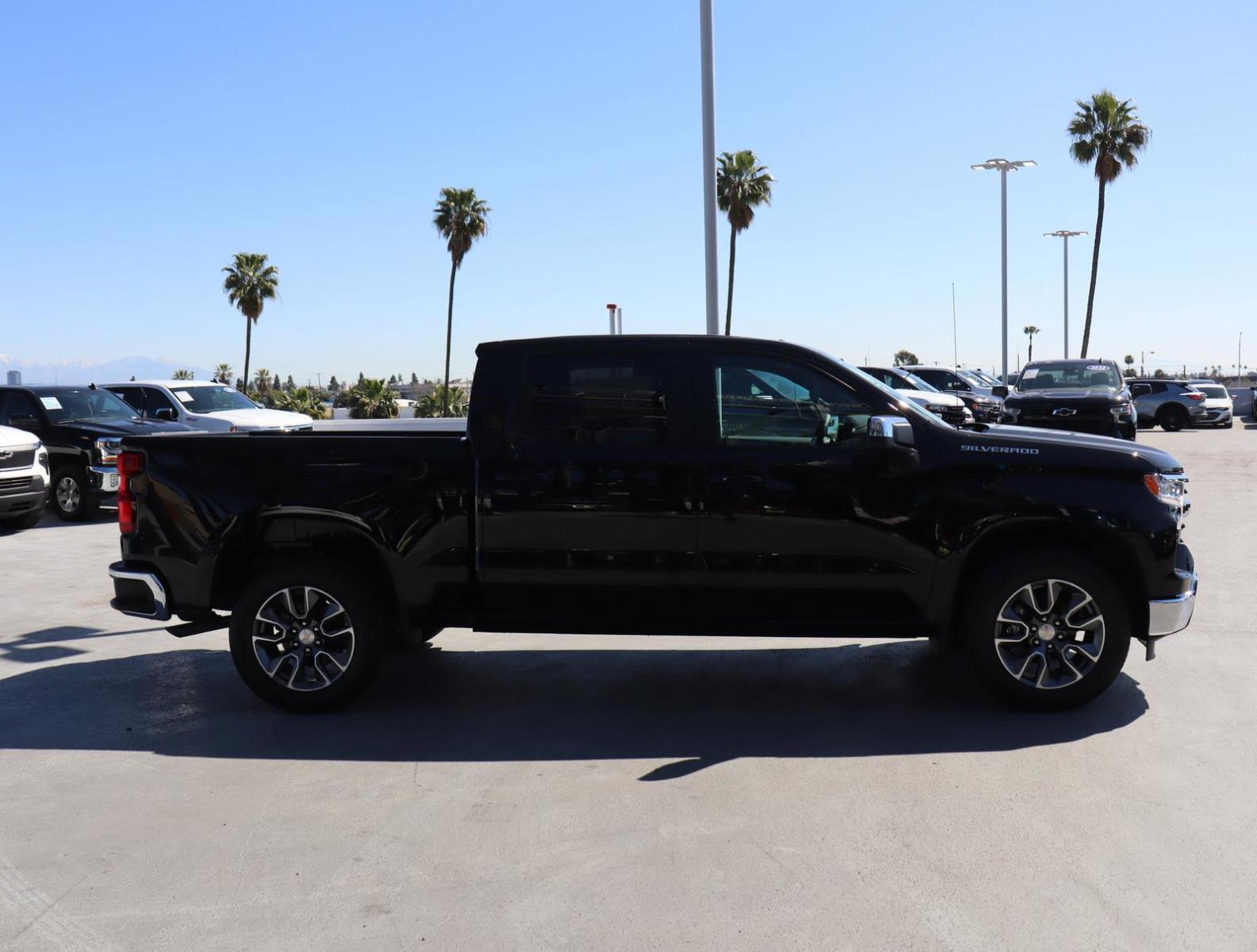 2025 Chevrolet Silverado 1500 Vehicle Photo in LOS ANGELES, CA 90007-3794
