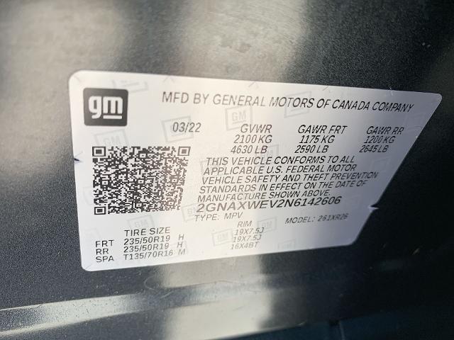 2022 Chevrolet Equinox Vehicle Photo in MOON TOWNSHIP, PA 15108-2571