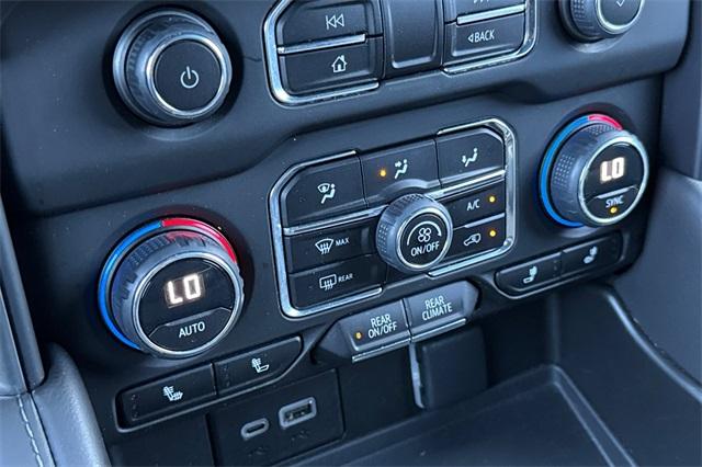 2023 Chevrolet Suburban Vehicle Photo in ELK GROVE, CA 95757-8703