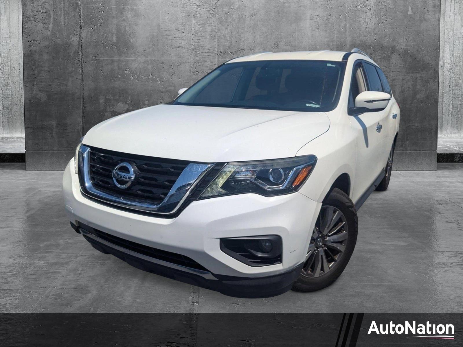 2019 Nissan Pathfinder Vehicle Photo in Miami, FL 33135