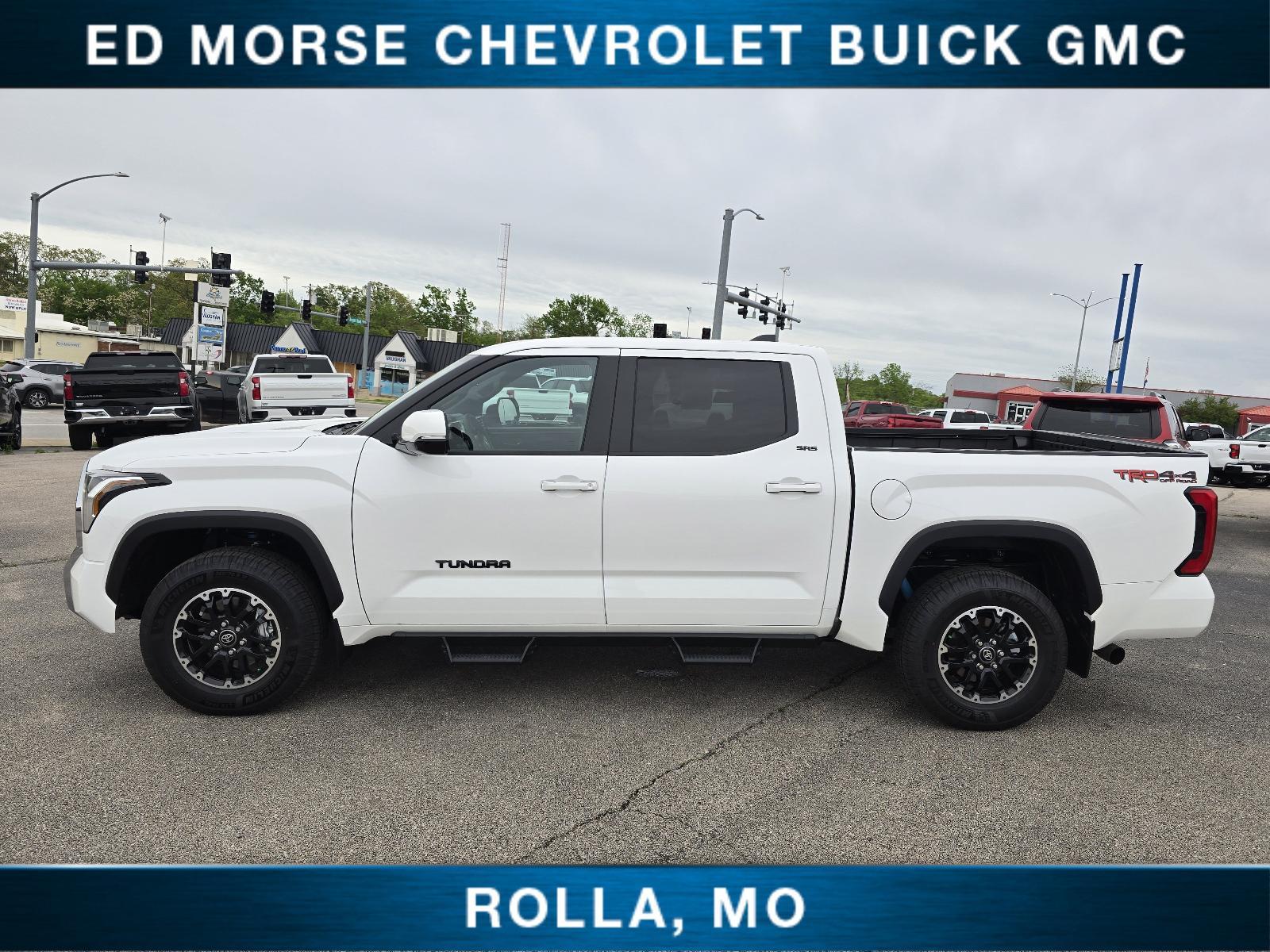 2025 Toyota Tundra 4WD Vehicle Photo in Rolla, MO 65401