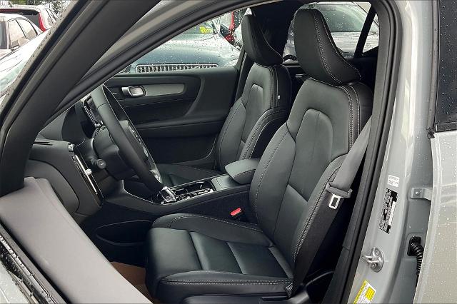 2025 Volvo XC40 Vehicle Photo in Grapevine, TX 76051