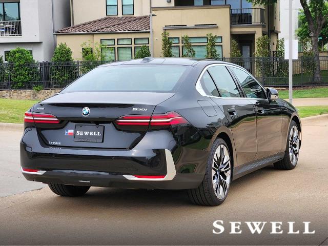 2025 BMW 530i xDrive Vehicle Photo in PLANO, TX 75024