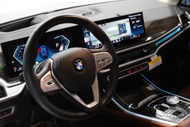 2024 BMW X7 xDrive40i Vehicle Photo in GRAPEVINE, TX 76051