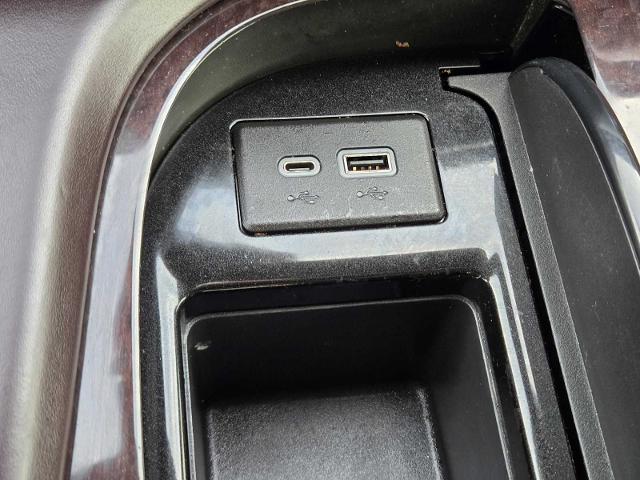 2021 Cadillac Escalade ESV Vehicle Photo in DENTON, TX 76210-9321