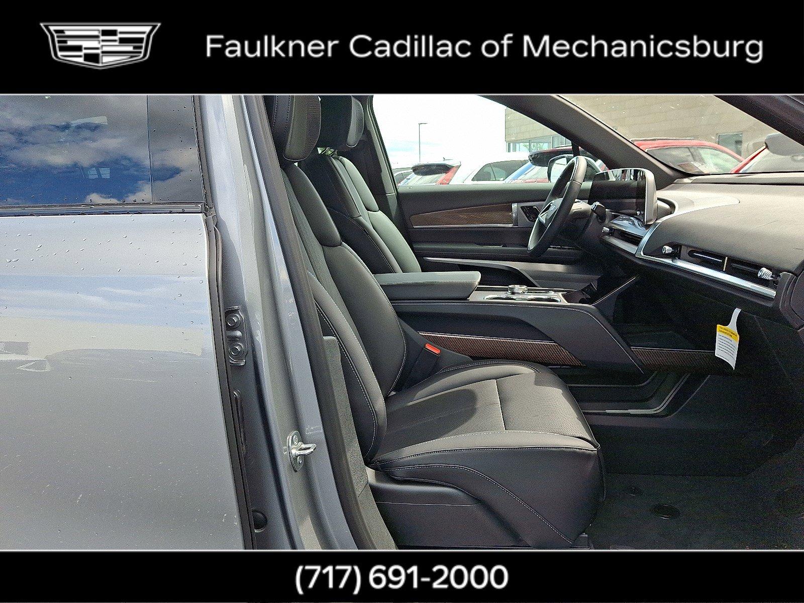 2026 Cadillac VISTIQ Vehicle Photo in MECHANICSBURG, PA 17050-1707