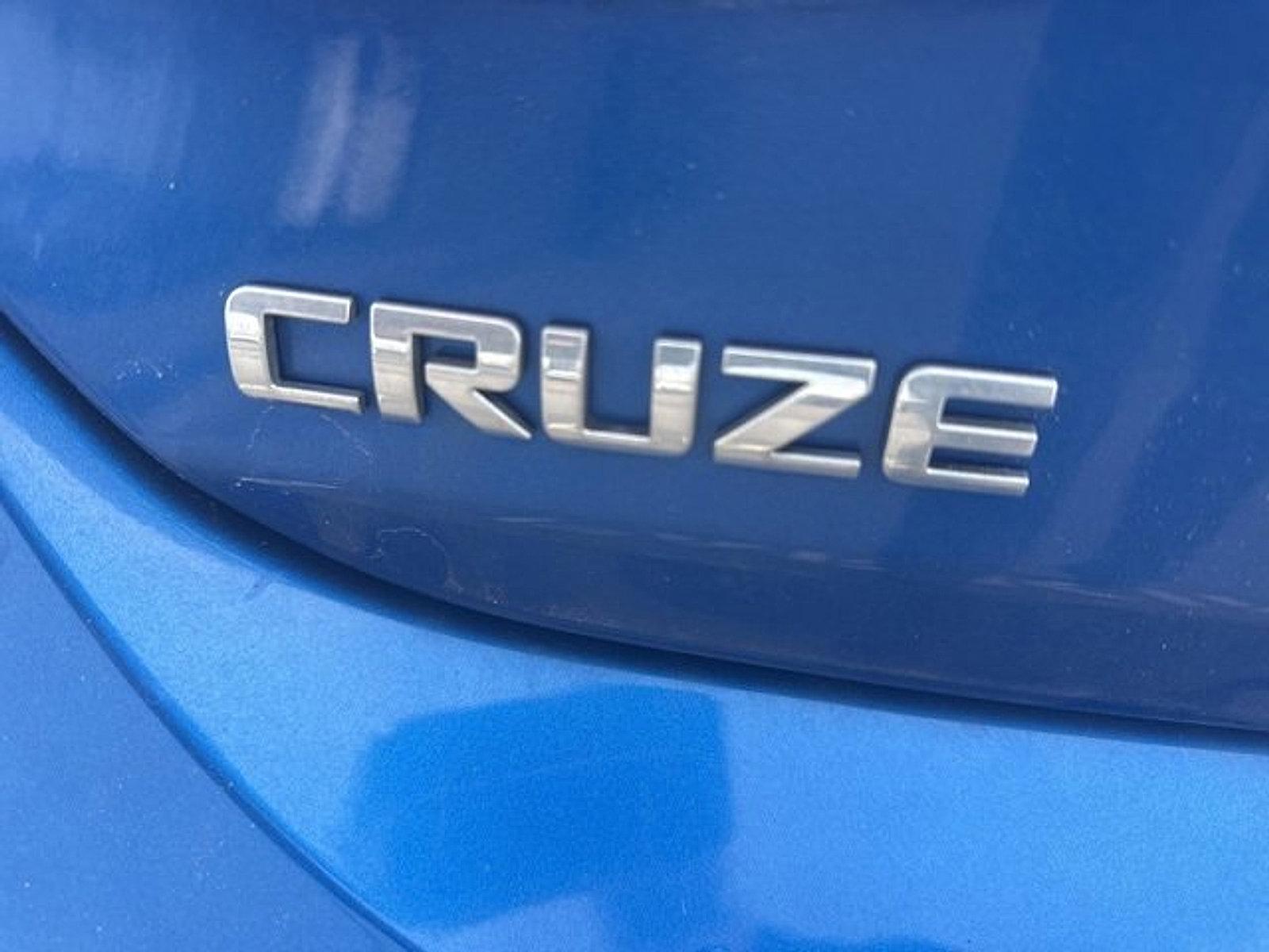 2019 Chevrolet Cruze Vehicle Photo in Trevose, PA 19053