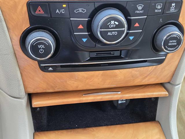 2014 Chrysler 300 Vehicle Photo in DENTON, TX 76210-9321